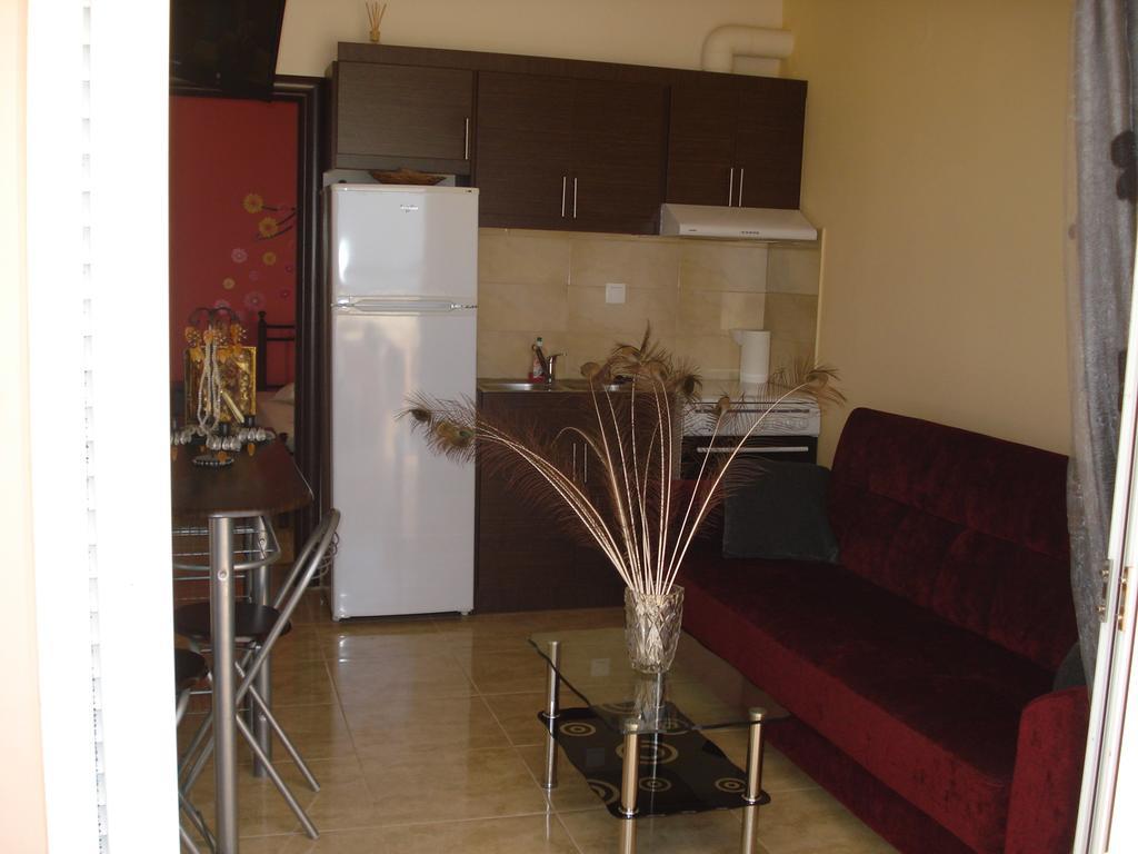 Pyrgos Kissamos Apartment ภายนอก รูปภาพ